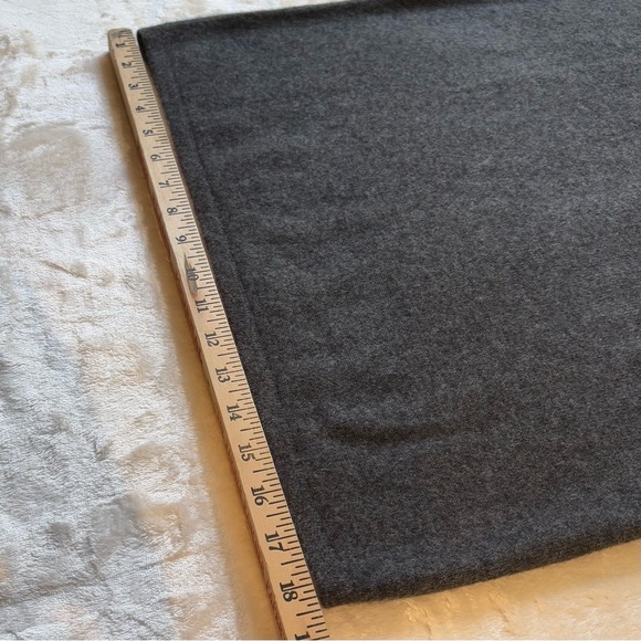 NWT 100% Cashmere Dress Mid Length Transitional Timeless Lightweight Luxury sz M - Picture 8 of 9